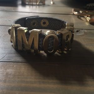 Amor BCBG bracelet